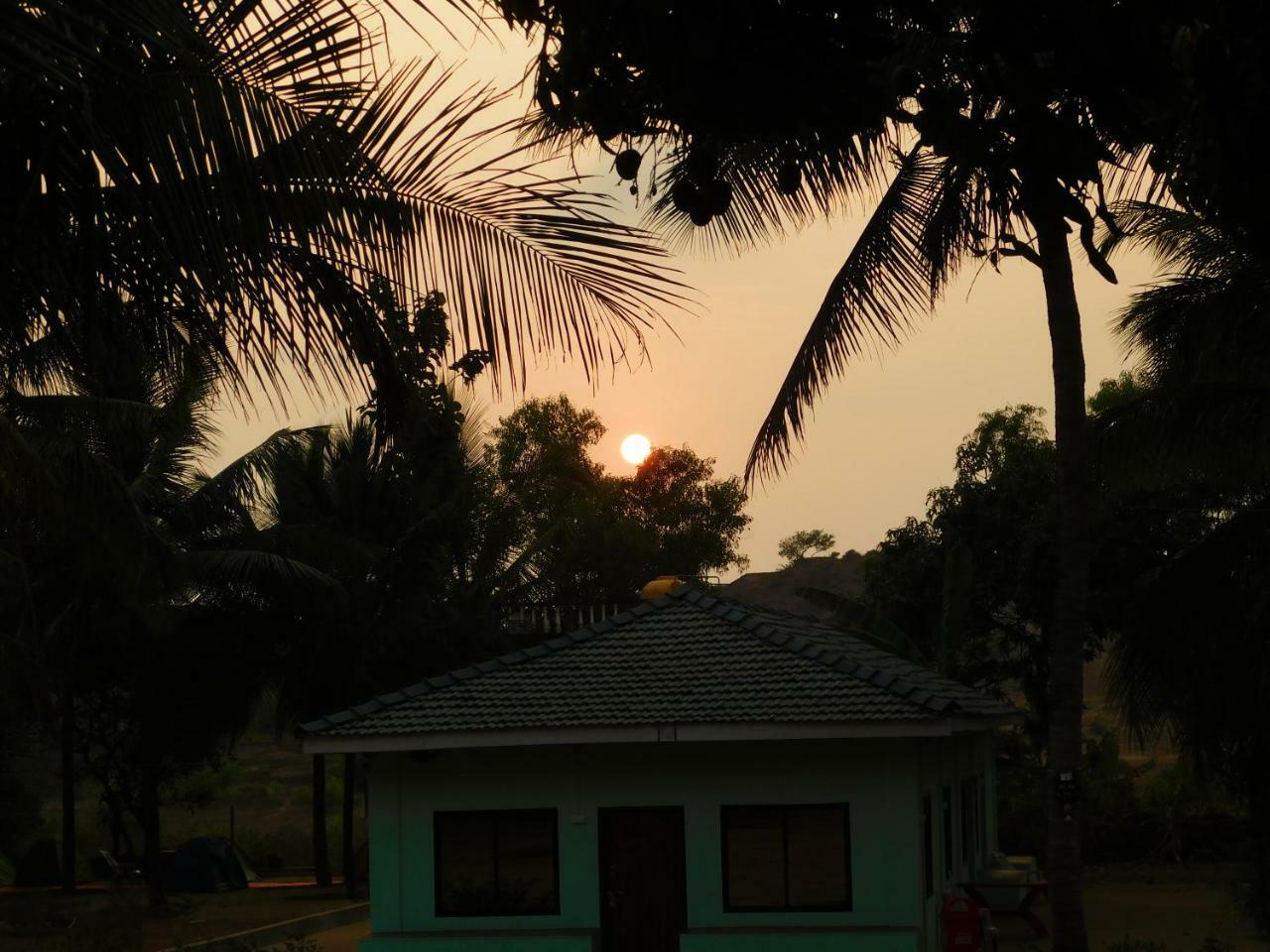 Coconut Tree Resort Gokarna Eksteriør billede